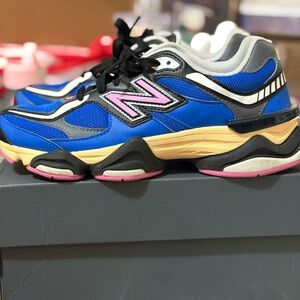 New Balance 9060 Shoes Blue/Pink- Gently Used